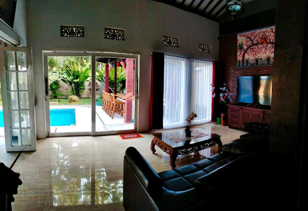 Mangir Homestay Banyuwangi  Buitenkant foto